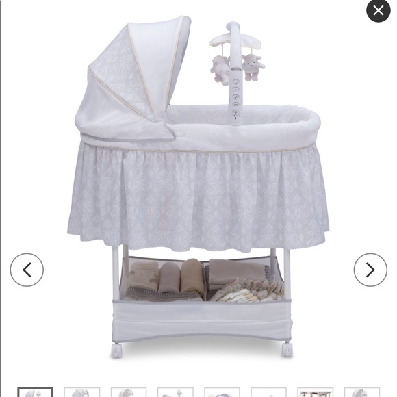 Baby Bassinet - Picture 2 of 4